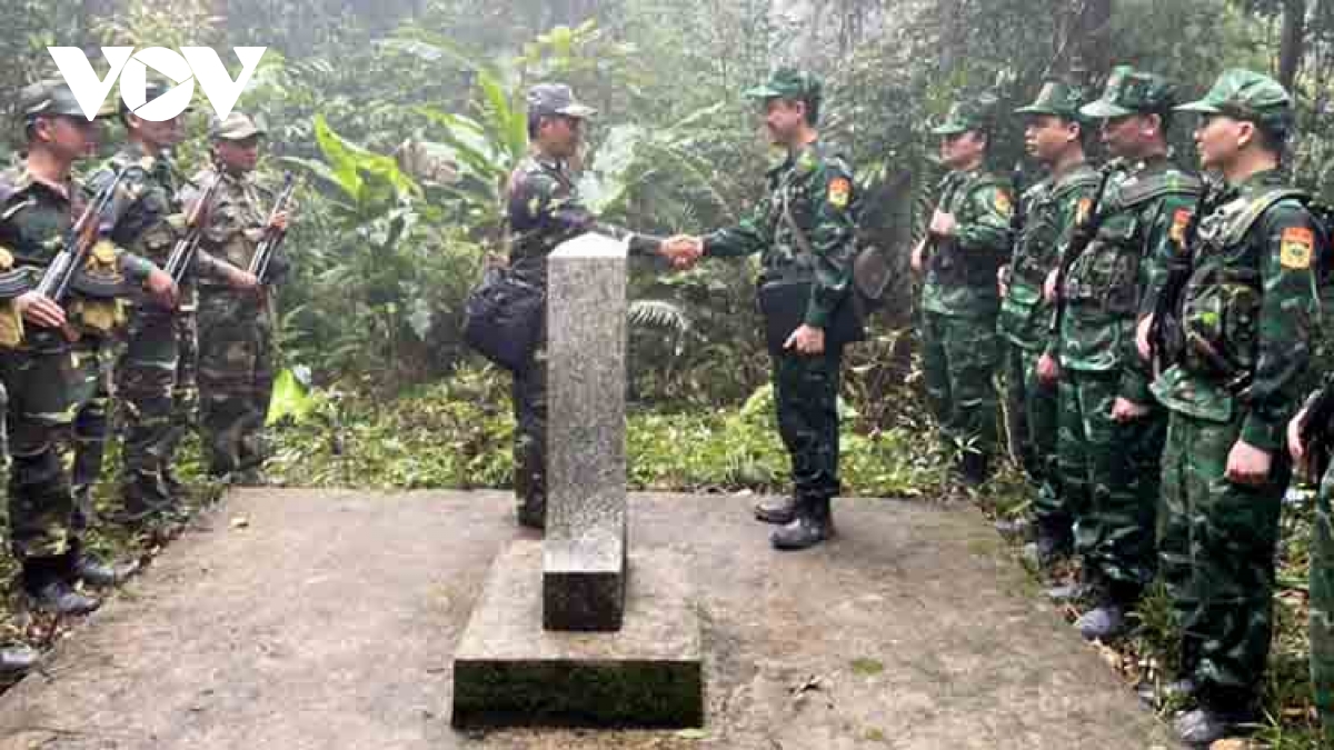 Vietnam and Laos vow to ensure security along shared border